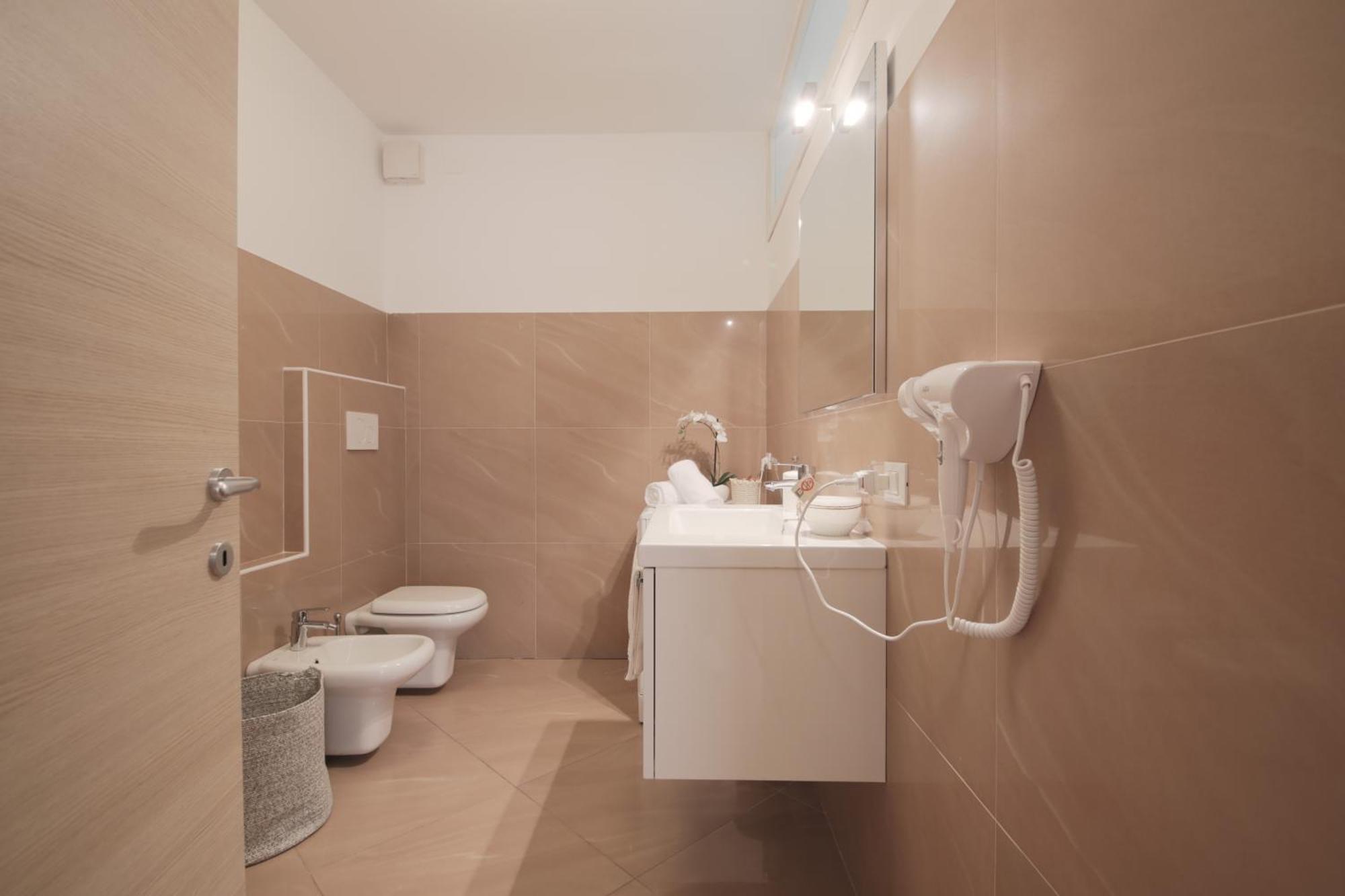 Appartamenti Orchidea E Glicine Sommacampagna Exterior foto