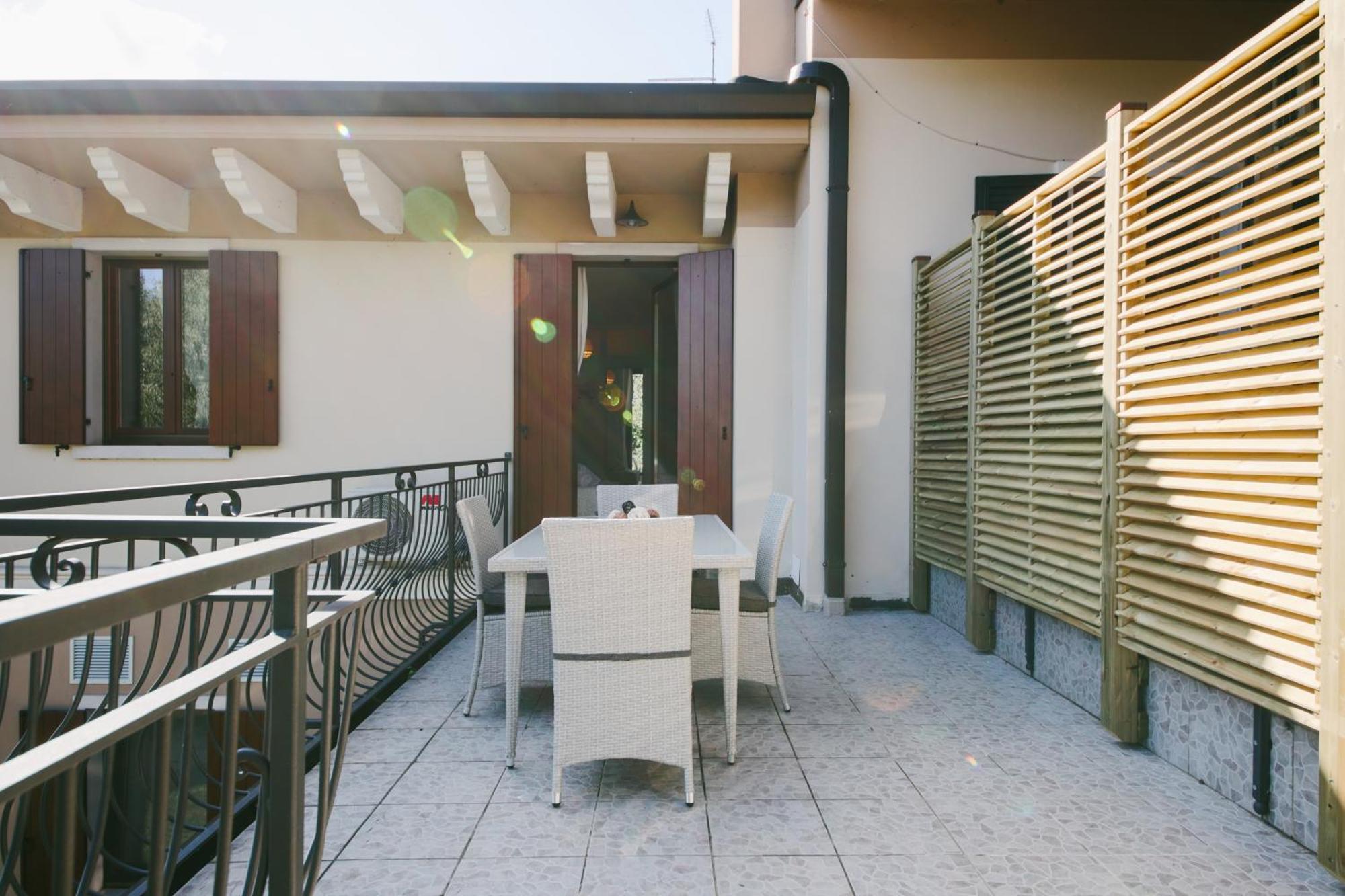 Appartamenti Orchidea E Glicine Sommacampagna Exterior foto